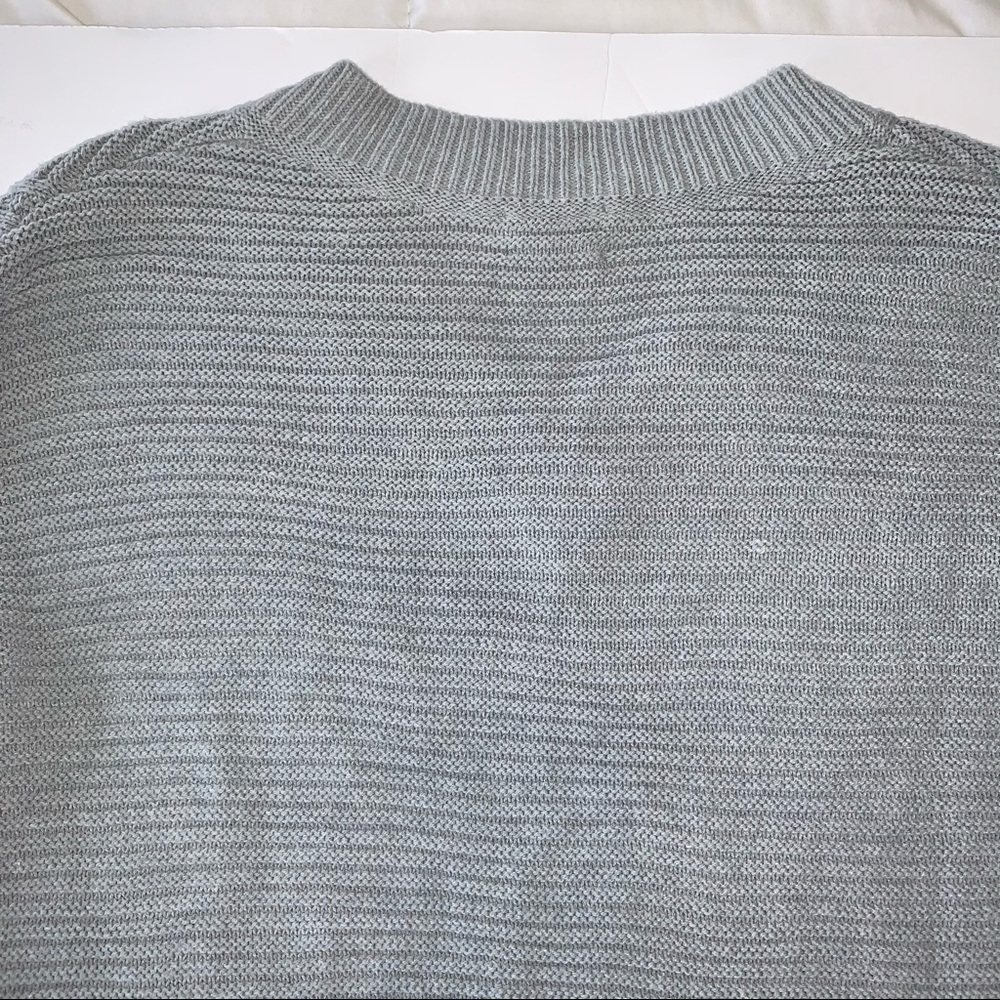 CASLON Cable Knit Texture Knit V-neck Sweater - Picture 10 of 10